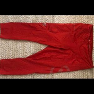 Virus Performance Leggings